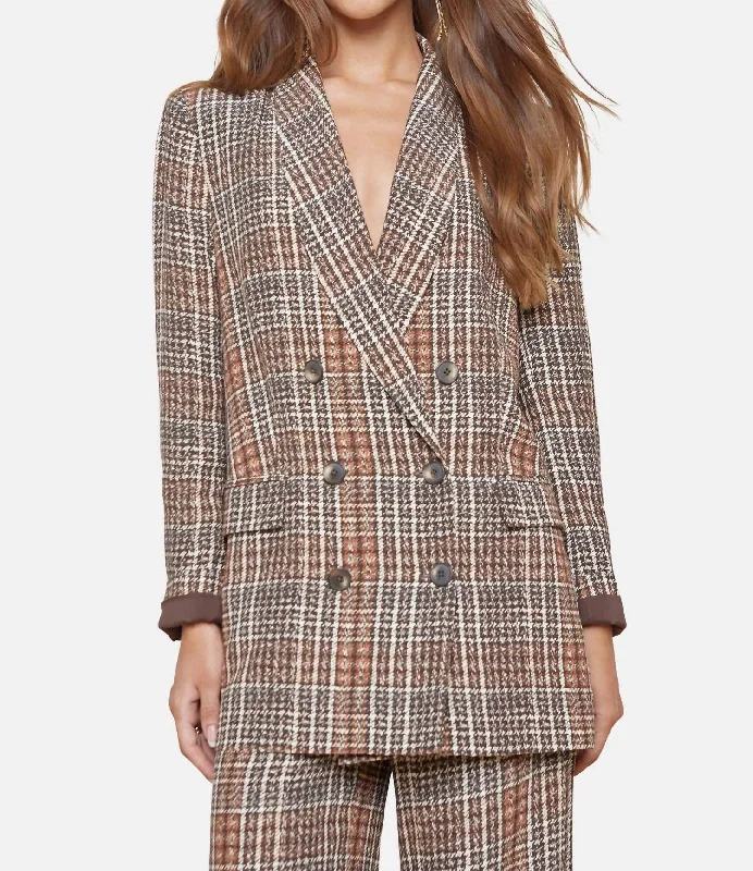 Jayda Tweed Blazer In Brown Plaid