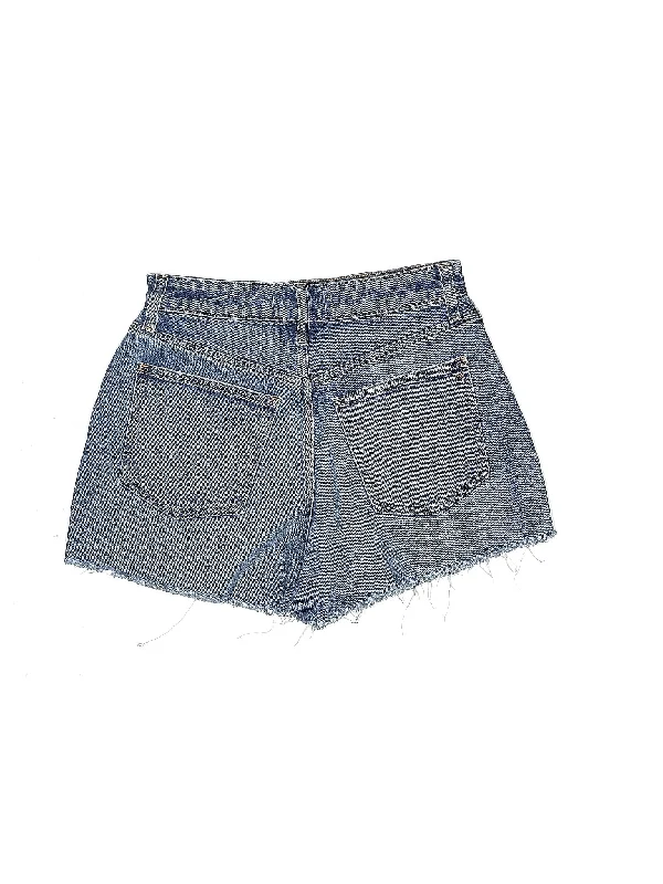 Mid-Rise Denim Shorts in Medium Wash