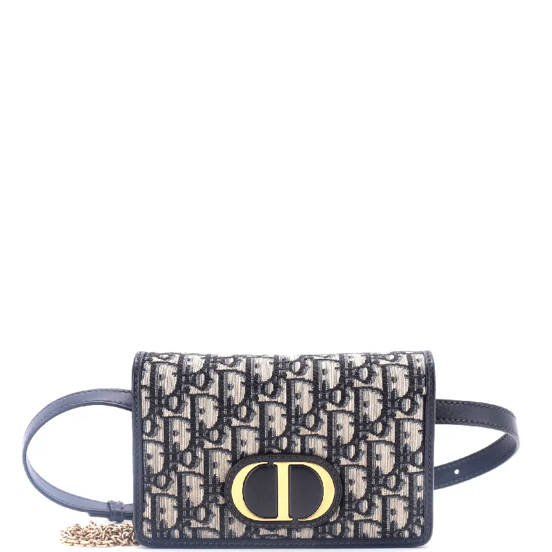 Women's money clip with a faux fur trim​30 Montaigne 2-in-1 Pouch Oblique Canvas