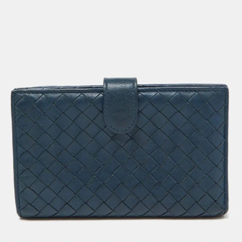 Women's money clip for a sporty - chic outfit​Bottega Veneta Blue Intrecciato Leather Compact Wallet