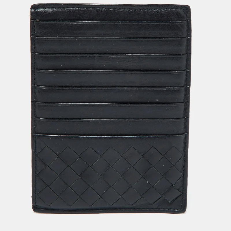 Women's money clip for a DIY - inspired styleBottega Veneta Dark Blue Intrecciato Leather Zip Card Holder