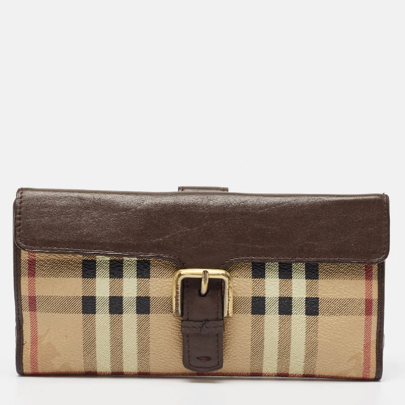 Women's leather money clip with embossed design​Burberry Brown/beige Haymarket Pvc And Leather Buckle Flap Continental Wallet