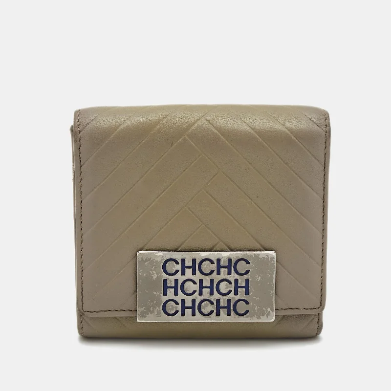 Women's money clip made of genuine crocodile leather​Ch Carolina Herrera Grey Quilted Leather Logo Trifold Wallet