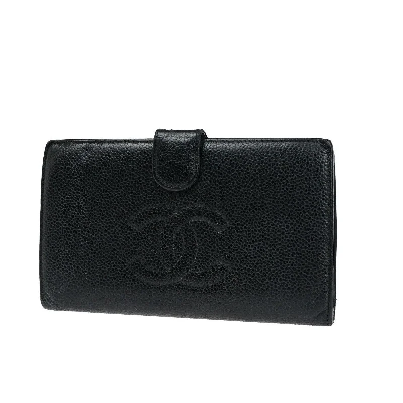 Soft - touch women's money clip for a comfortable grip​Chanel Logo Cc  Leather Wallet  (Pre-Owned)