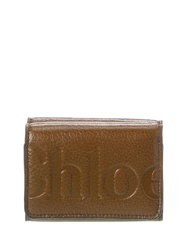 Women's money clip with a zodiac symbol design​Chloé Logo Leather Trifold Wallet