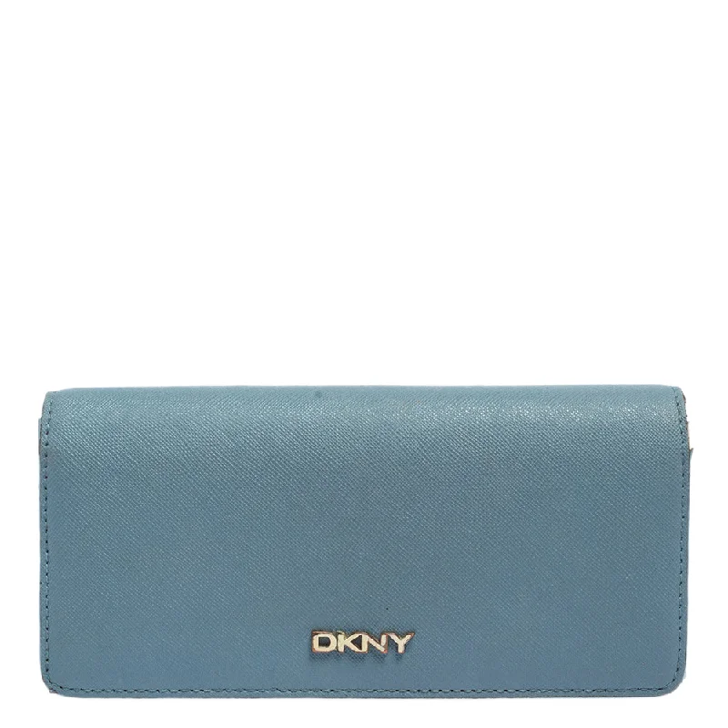 Women's money clip with a tassel for added flair​Dkny Blue/beige Saffiano Leather Flap Continental Wallet