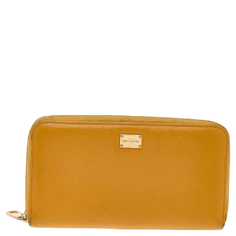 Compact women's money clip for small pursesDolce & Gabbana Yellow Leather Zip Around Wallet.. Compact women's money clip for small pursesDolce & Gabbana Yellow Leather Zip Around Wallet..