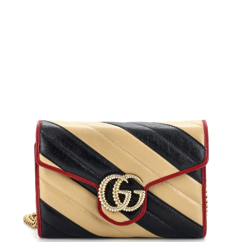 Women's money clip with a zodiac symbol designGG Marmont Chain Wallet Diagonal Quilted Leather Mini Women's money clip with a zodiac symbol designGG Marmont Chain Wallet Diagonal Quilted Leather Mini