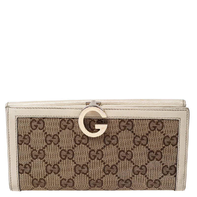 Elegant women's money clip for formal occasionsGucci White/beige Gg Canvas And Leather G Bit Flap Continental Wallet.. Elegant women's money clip for formal occasionsGucci White/beige Gg Canvas And Leather G Bit Flap Continental Wallet..