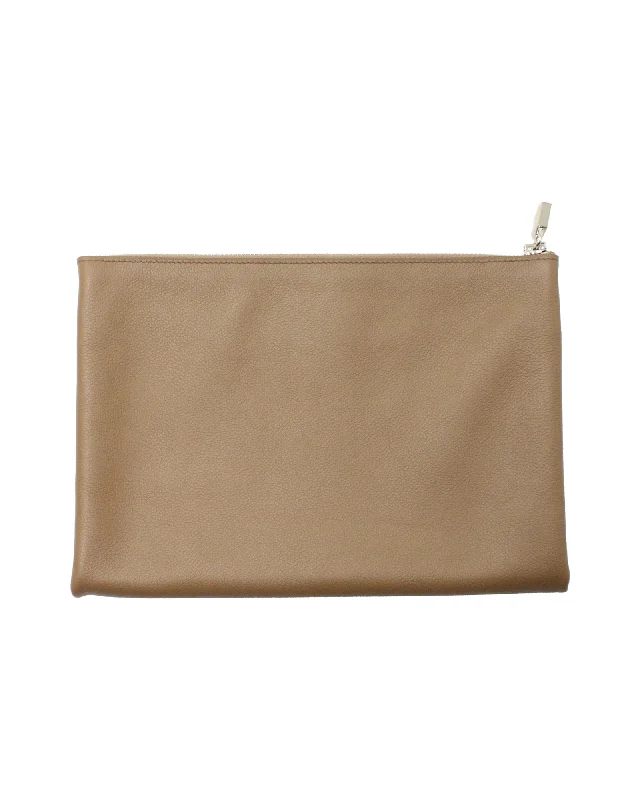 Women's money clip with a transparent acrylic design​Hermès Atout 26 Flat Pouch in Brown Calfskin Leather