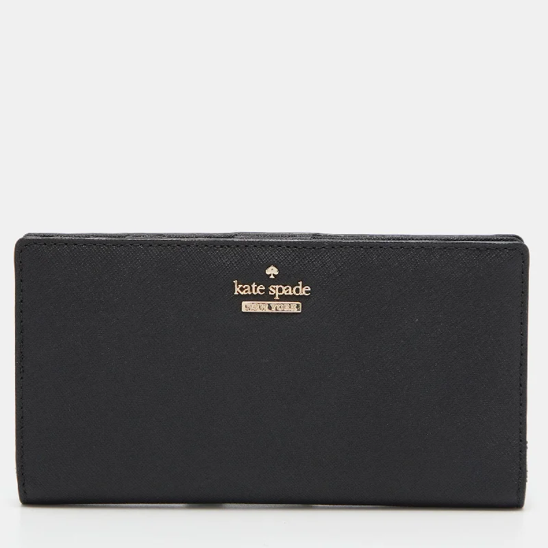 Women's money clip with a detachable charm​Kate Spade Black Leather Bifold Flap Wallet
