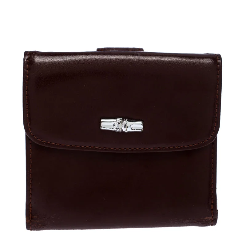 Women's money clip with a built - in card holderLongchamp Maroon Leather Roseau Compact Wallet.. Women's money clip with a built - in card holderLongchamp Maroon Leather Roseau Compact Wallet..