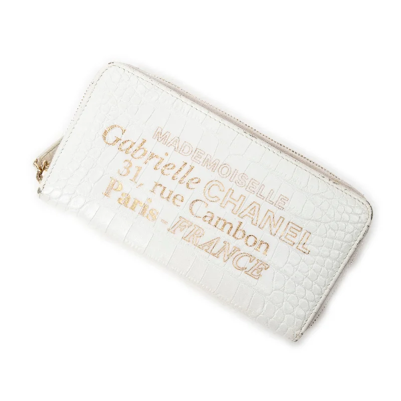 Women's money clip with a personalized engraving option​Mademoiselle Gabrielle Zip Around Wallet