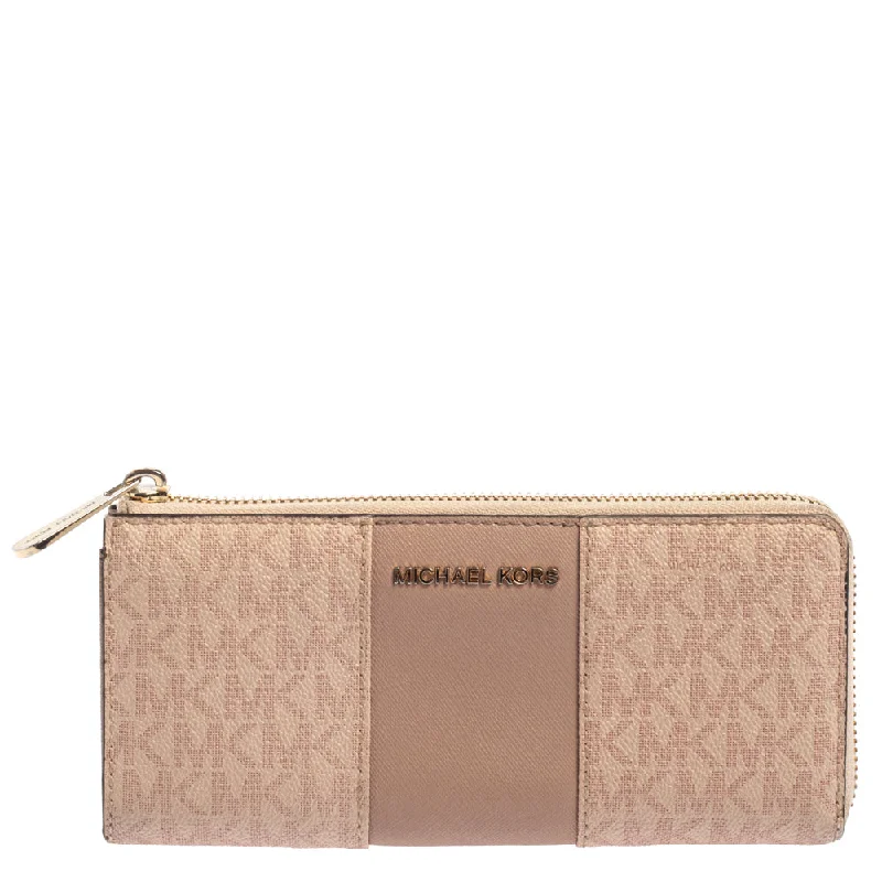 Women's money clip for minimalist fashionistas​Michael Kors Pink Signature Leather Zip Around Wallet