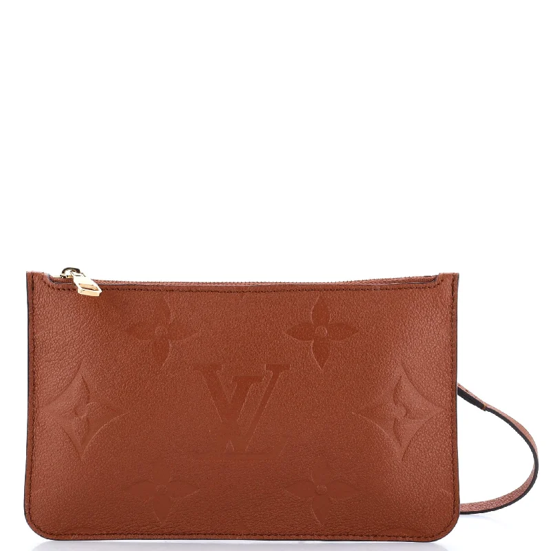 Women's money clip with a detachable charm​Neverfull Pochette Monogram Empreinte Giant Large