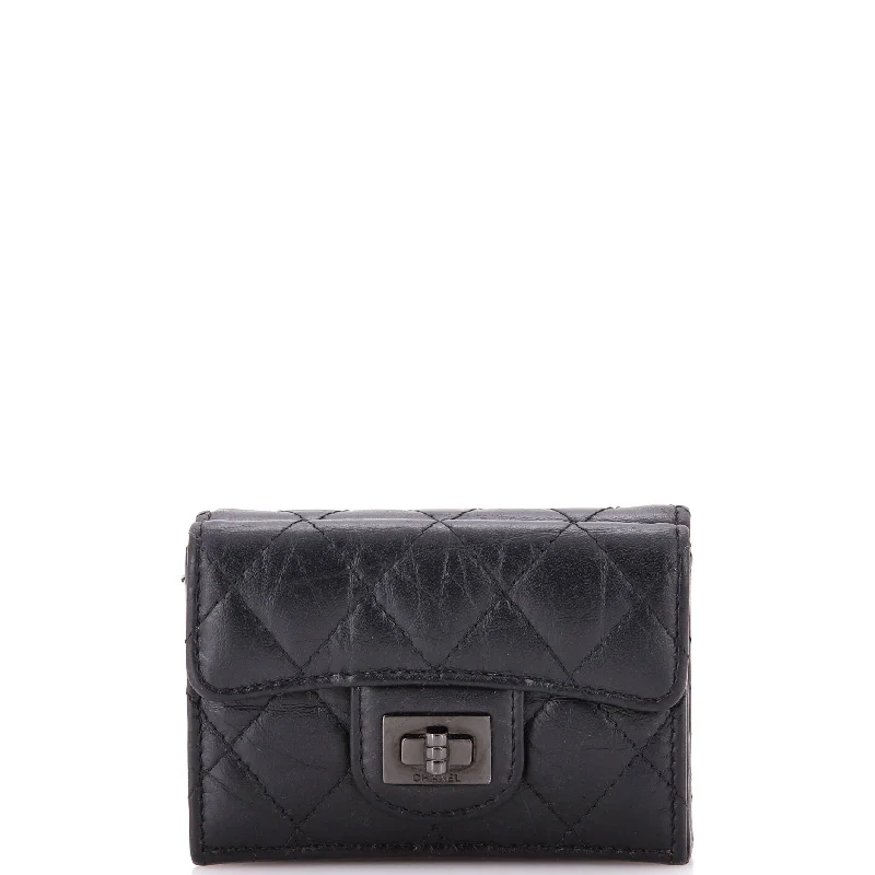 Women's money clip for minimalist fashionistas​Reissue Compact Wallet Quilted Aged Calfskin