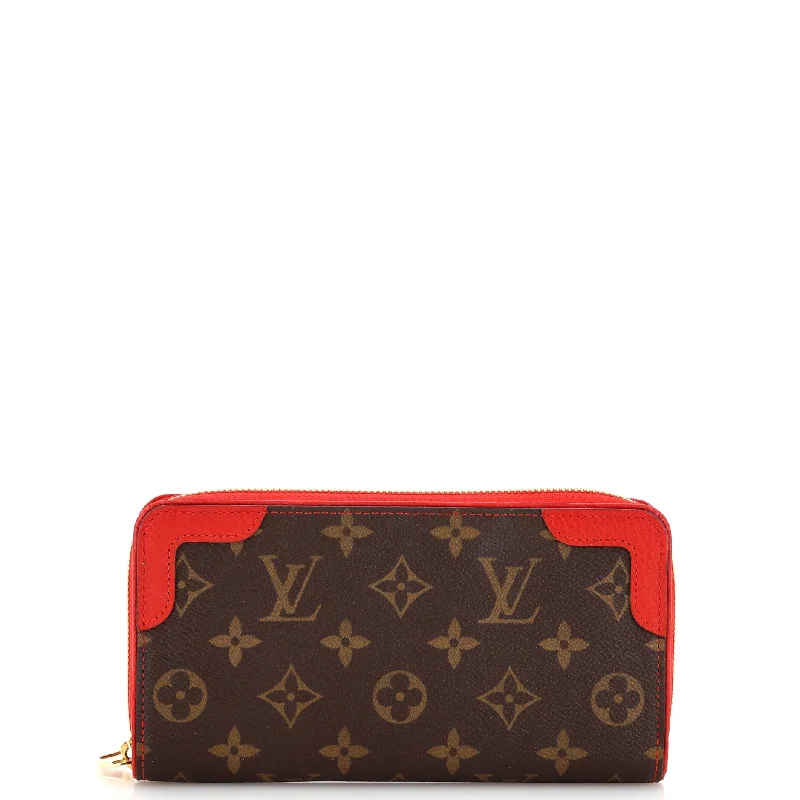 Women's money clip with a double - sided design​Retiro Zippy Wallet Monogram Canvas