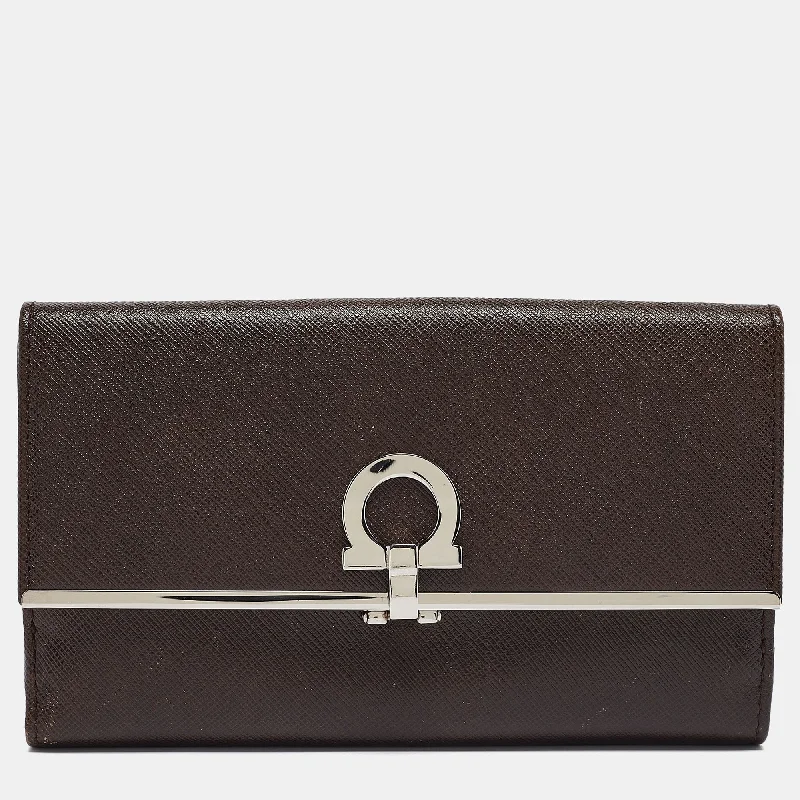 Women's money clip for a night - out on the town​Salvatore Ferragamo Brown Leather Gancini Icona Continental Wallet