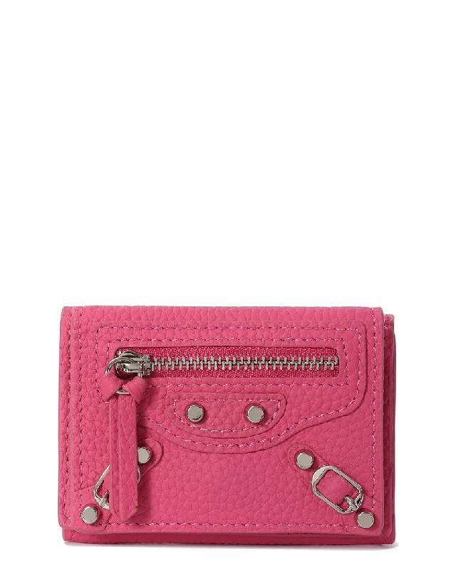 Women's money clip with a scalloped edgeTiffany & Fred Paris Top-Grain Leather Wallet Women's money clip with a scalloped edgeTiffany & Fred Paris Top-Grain Leather Wallet