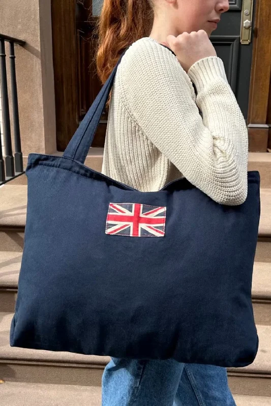 Quilted Tote Bag in Cream with Silver Hardware for a Classic and Sophisticated StyleEngland Flag Tote Bag Quilted Tote Bag in Cream with Silver Hardware for a Classic and Sophisticated StyleEngland Flag Tote Bag