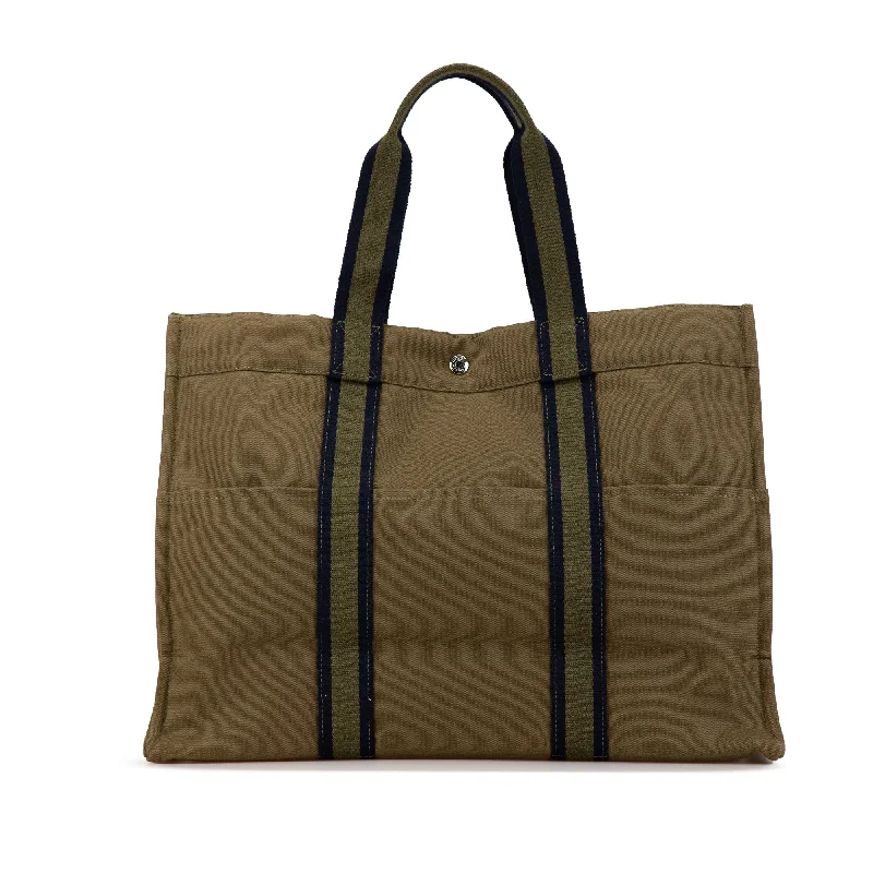 Linen Tote Bag in Natural Beige with Braided Details for a Rustic Summer EnsembleBrown Hermès Toile Fourre Tout GM Tote Bag Linen Tote Bag in Natural Beige with Braided Details for a Rustic Summer EnsembleBrown Hermès Toile Fourre Tout GM Tote Bag