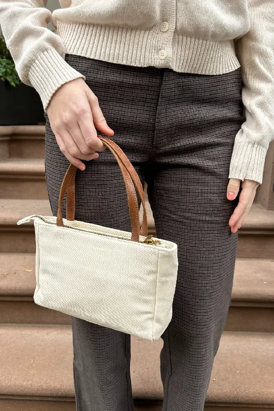 Monogrammed Tote Bag in Brown Leather with Personalized Initials for a Custom and Elegant TouchCanvas Tote Bag Monogrammed Tote Bag in Brown Leather with Personalized Initials for a Custom and Elegant TouchCanvas Tote Bag