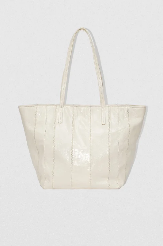 Geometric - Printed Tote Bag in Multicolor for a Contemporary and Trendy OutfitClub Tote Limewash Patchwork Creased Leather