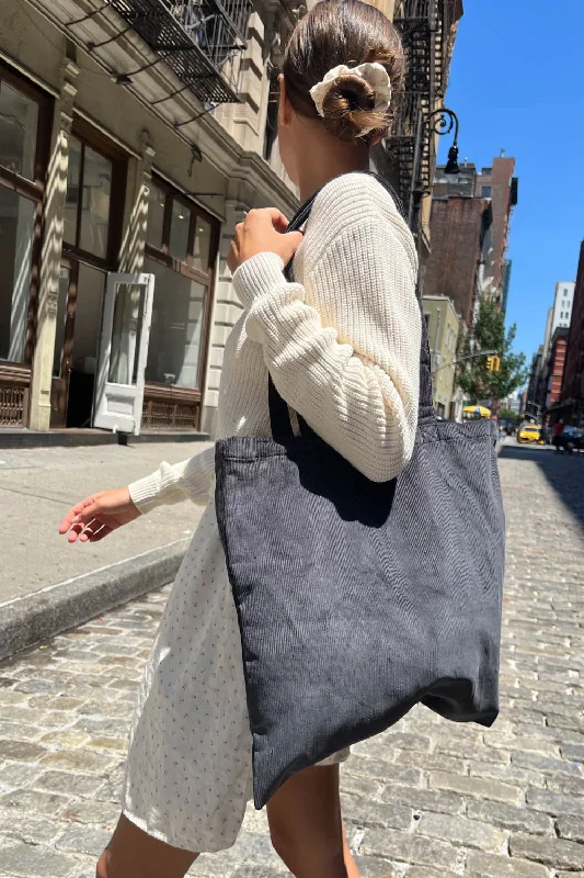 Women's Tote Bag with Magnetic Closure in Orange for Easy Access on the GoTote Bag