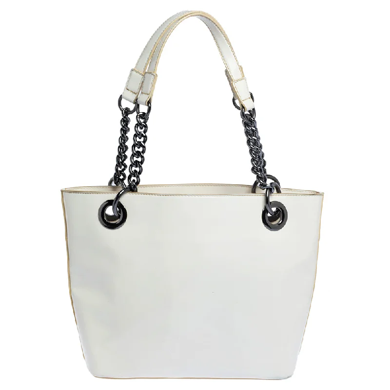 Faux Fur - Trimmed Tote Bag in White for a Cozy Winter LookDknyPatent Leather Chain Tote