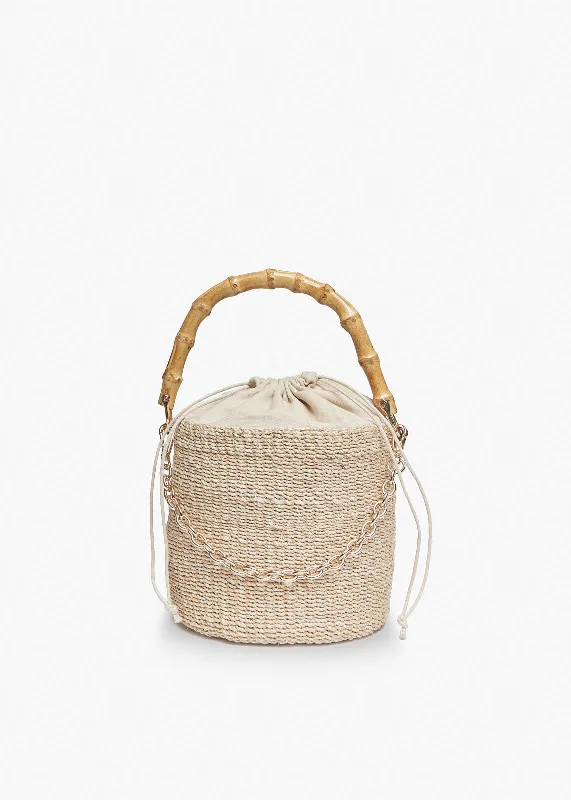 Waterproof Tote Bag in Yellow for Outdoor Activities in Wet WeatherLing Straw Bucket Tote Bag Waterproof Tote Bag in Yellow for Outdoor Activities in Wet WeatherLing Straw Bucket Tote Bag