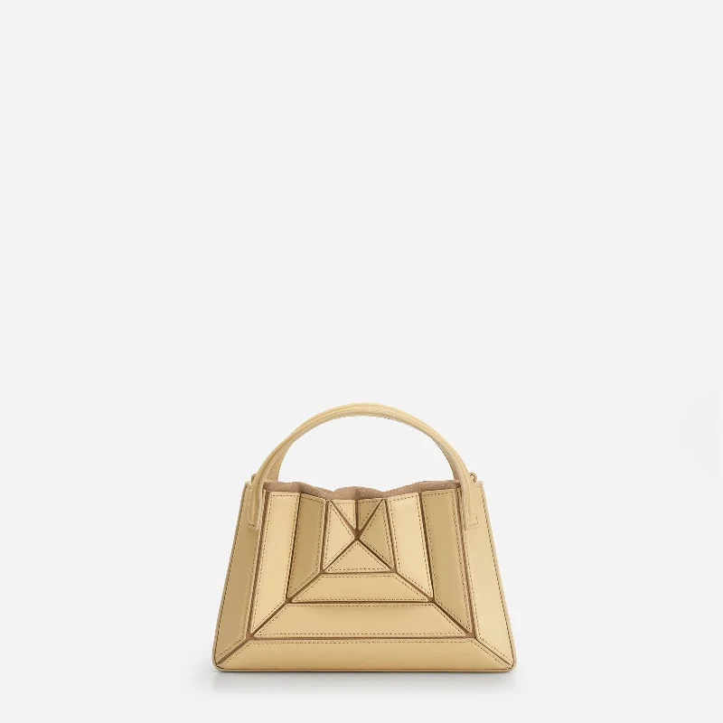 Patchwork Tote Bag in Denim with Vintage - Inspired Designs for a Retro AppealMini Sera Tote