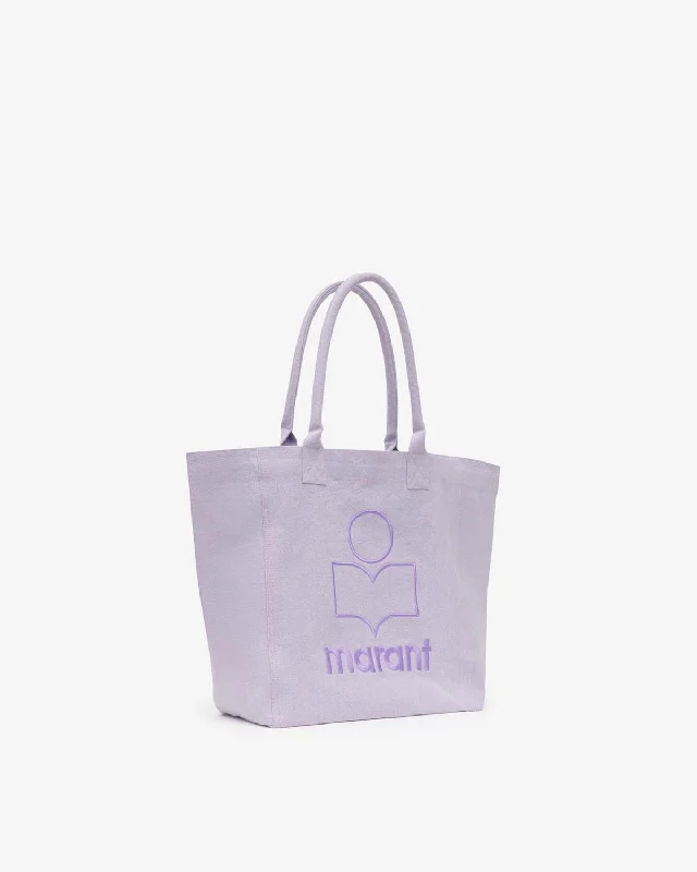 Quilted Tote Bag in Cream with Silver Hardware for a Classic and Sophisticated StyleYenky bag Quilted Tote Bag in Cream with Silver Hardware for a Classic and Sophisticated StyleYenky bag