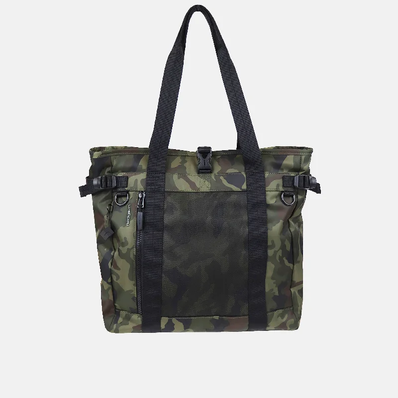 Faux Fur - Trimmed Tote Bag in White for a Cozy Winter LookSUMMIT