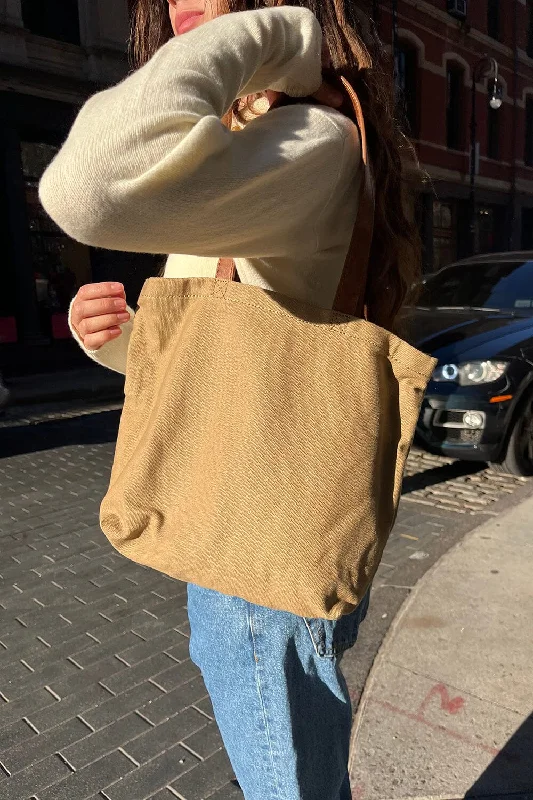 Oversized Jute Tote Bag in Natural Color with Rope Handles for a Beach VacationTote Bag Oversized Jute Tote Bag in Natural Color with Rope Handles for a Beach VacationTote Bag
