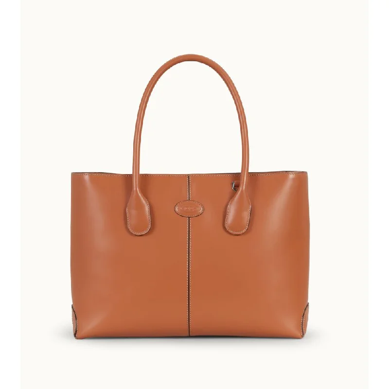 Oversized Jute Tote Bag in Natural Color with Rope Handles for a Beach VacationTod's D-Bag Medium Oversized Jute Tote Bag in Natural Color with Rope Handles for a Beach VacationTod's D-Bag Medium