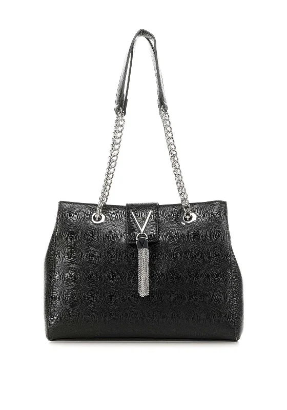 Quilted Tote Bag in Cream with Silver Hardware for a Classic and Sophisticated StyleValentino Handbags Divina Large Shoulder Bag, Nero Quilted Tote Bag in Cream with Silver Hardware for a Classic and Sophisticated StyleValentino Handbags Divina Large Shoulder Bag, Nero
