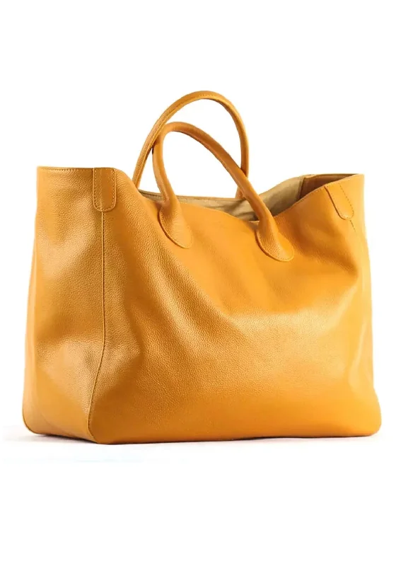 Faux Fur - Trimmed Tote Bag in White for a Cozy Winter LookExtra Large Leather Tote Bag Faux Fur - Trimmed Tote Bag in White for a Cozy Winter LookExtra Large Leather Tote Bag