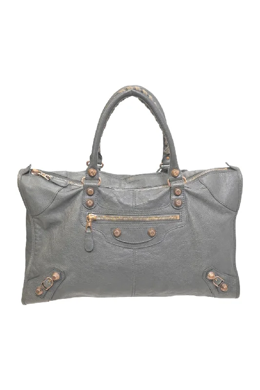 Leather Shoulder Bag with Magnetic Closure in Black for Quick Access[WB6260] Balenciaga | Shoulder Bag