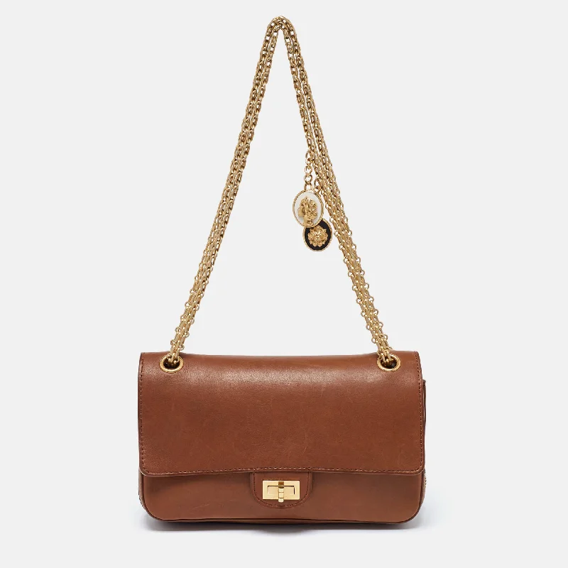 Crossbody Shoulder Bag in Black Leather with Gold Hardware for Night OutsChanel Brown Leather Nude Reissue 2.55 Medals 226 Flap Bag Crossbody Shoulder Bag in Black Leather with Gold Hardware for Night OutsChanel Brown Leather Nude Reissue 2.55 Medals 226 Flap Bag