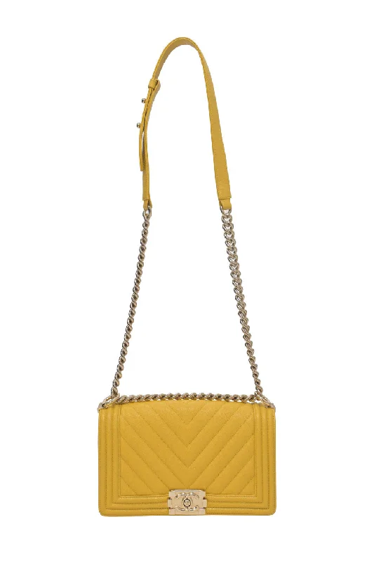 Pvc Shoulder Bag in Clear with Glitter for a Fun and Modern Look[WB6304] Chanel | Cross-Body Bag