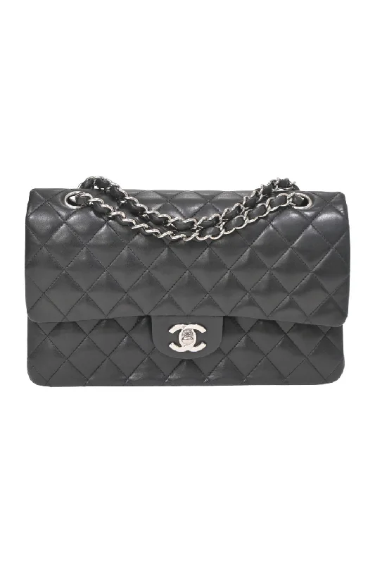 Shoulder Bag with Chain Strap in Silver for a Trendy Appearance[WB7356] Chanel | Cross-Body Bag
