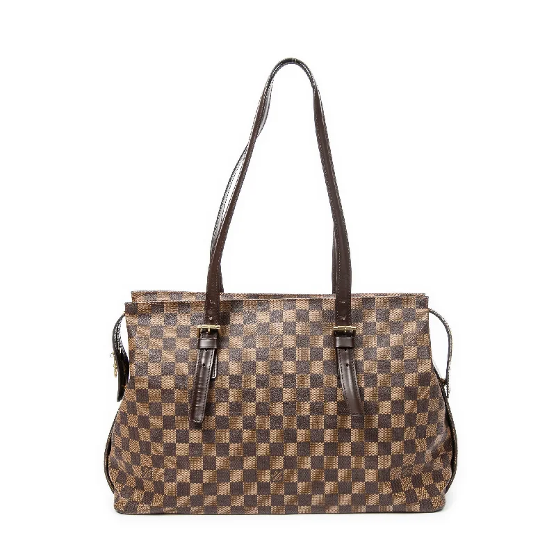 Women's Shoulder Bag with Faux Fur Strap in White for Winter StyleChelsea