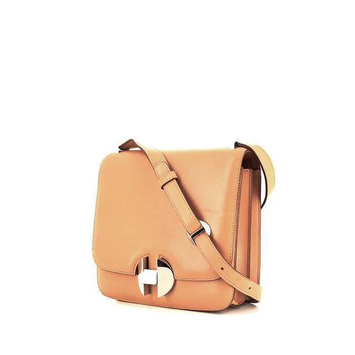 Women's Waterproof Nylon Shoulder Bag in Green for HikingHermès 2002 shoulder bag in beige box leather