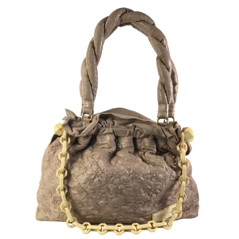Women's Shoulder Bag with Zippered Pockets in Orange for SafetyLouis Vuitton Large Olympe Stratus