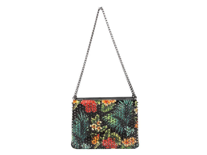 Quilted Shoulder Bag in Cream for a Classic and Elegant LookMulticolor Christian Louboutin Triloubi Large Triple-Gusset Spiked Shoulder Bag