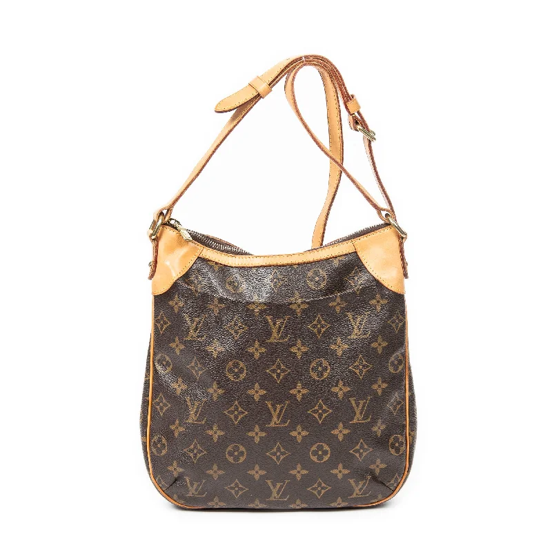 Shoulder Bag with Chain Strap in Silver for a Trendy AppearanceOdeon PM