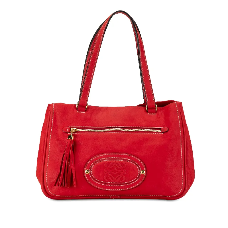 Quilted Shoulder Bag in Cream for a Classic and Elegant LookRed LOEWE Anagram Leather Tassel Shoulder Bag