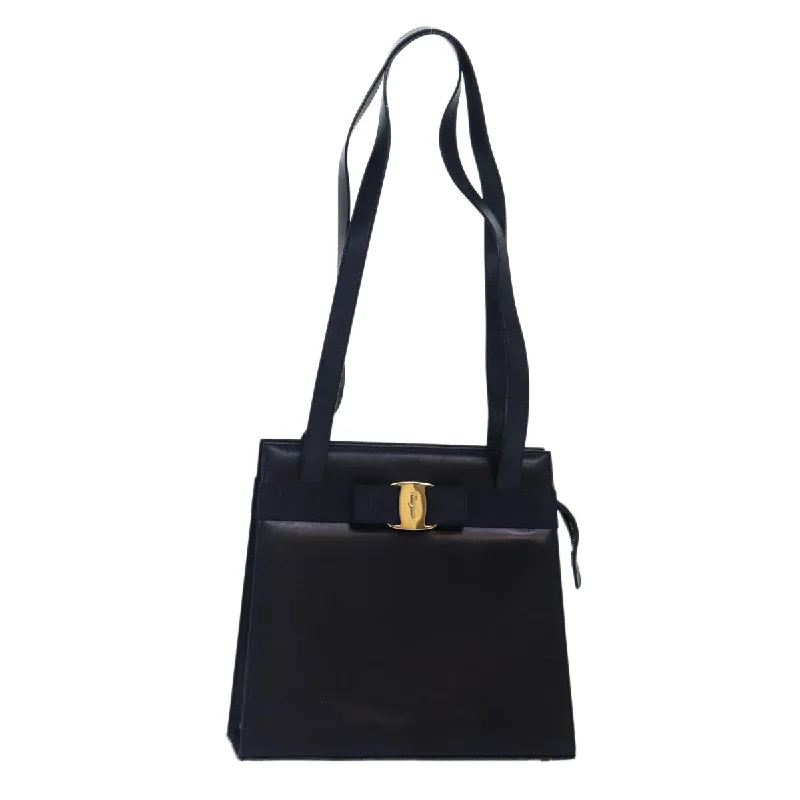 Metallic Shoulder Bag in Gold for Special OccasionsSalvatore Ferragamo Vala  Leather Shoulder Bag (Pre-Owned)