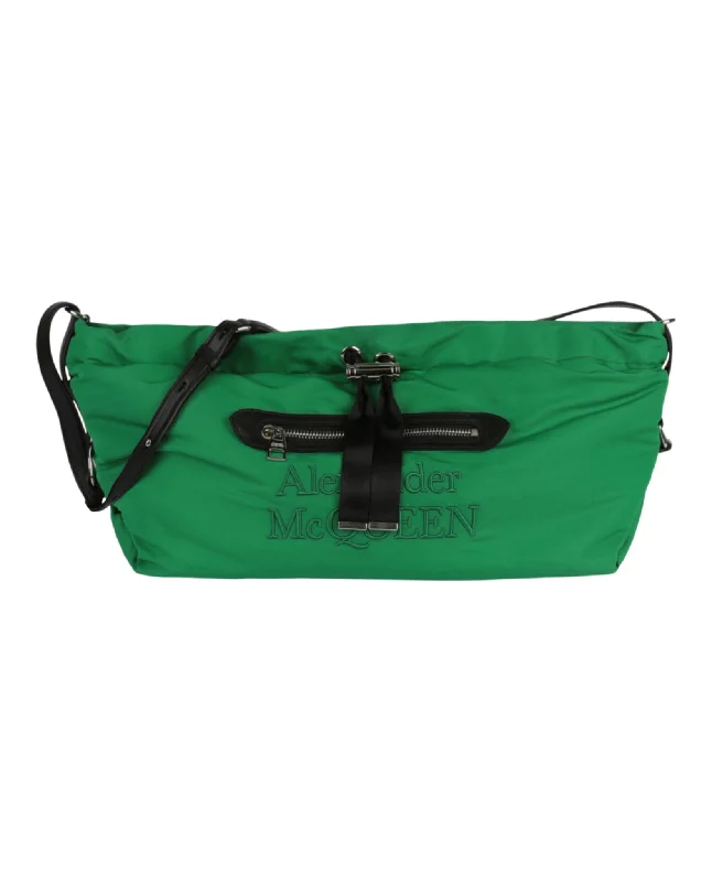 Pvc Shoulder Bag in Clear with Glitter for a Fun and Modern LookThe Bundle Shoulder Bag