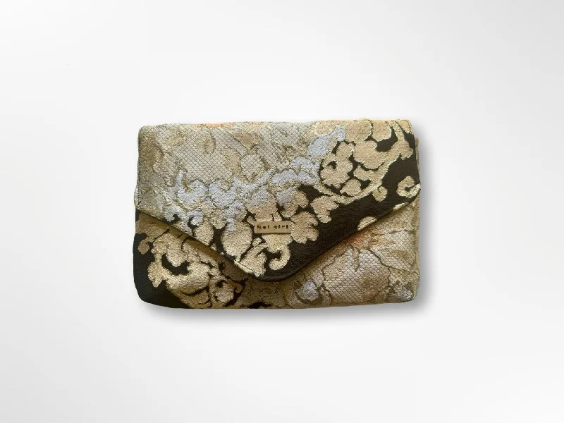 Women's Small Beaded Clutch in Silver for New Year's Eve PartyBlack and Gold Mandala Clutch